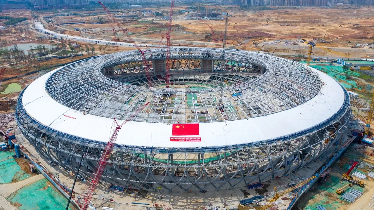 拔河, 万余米桥架 拔河, 万余米桥架