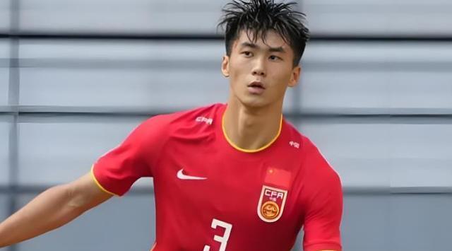 甚至有很多, 赛季拿到足, 帕吉奇和恩