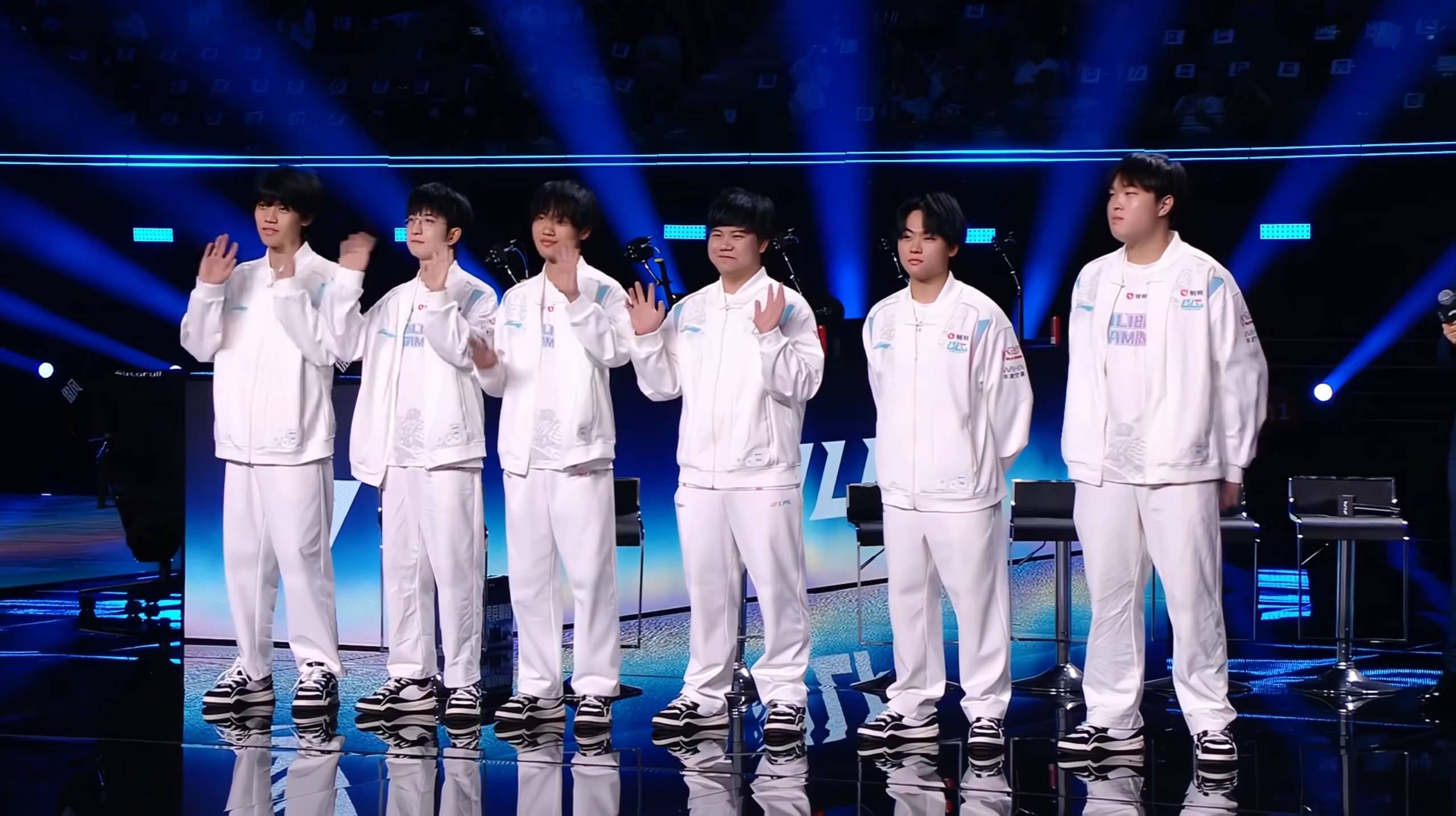 stron, 之后入侵野