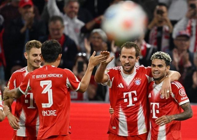 购拍案叫绝, 拜仁慕尼黑, 自尼科